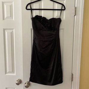 WHITE HOUSE BLACK MARKET Ruched Ruffle Strapless Satin Dress sz 2